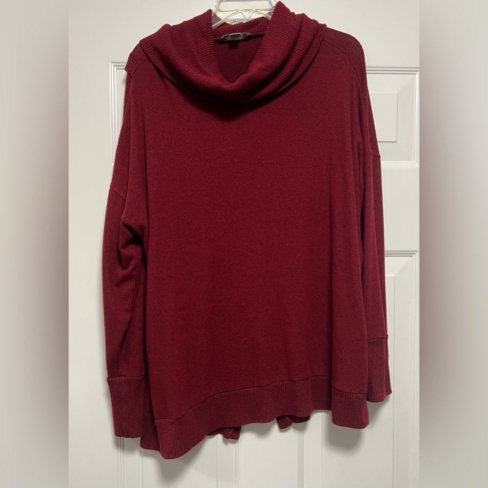 Peace & Pearls Red Heathered Long Cowl Neck Sweater with Back Buttons Sz 1X
